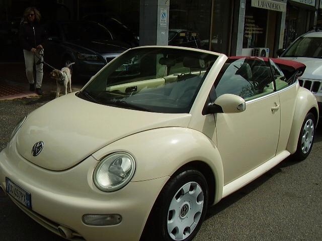 Volkswagen New Beetle 1.4 Cabrio GPL NEOPèATENTATI