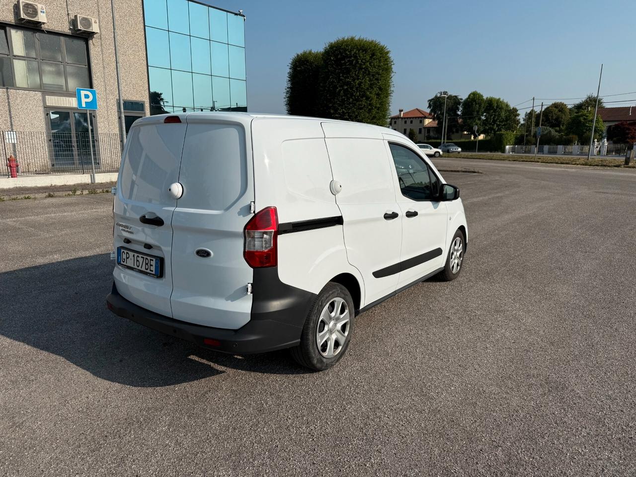 Ford Transit Courier Transit Courier 1.5 TDCi 75CV Van Trend