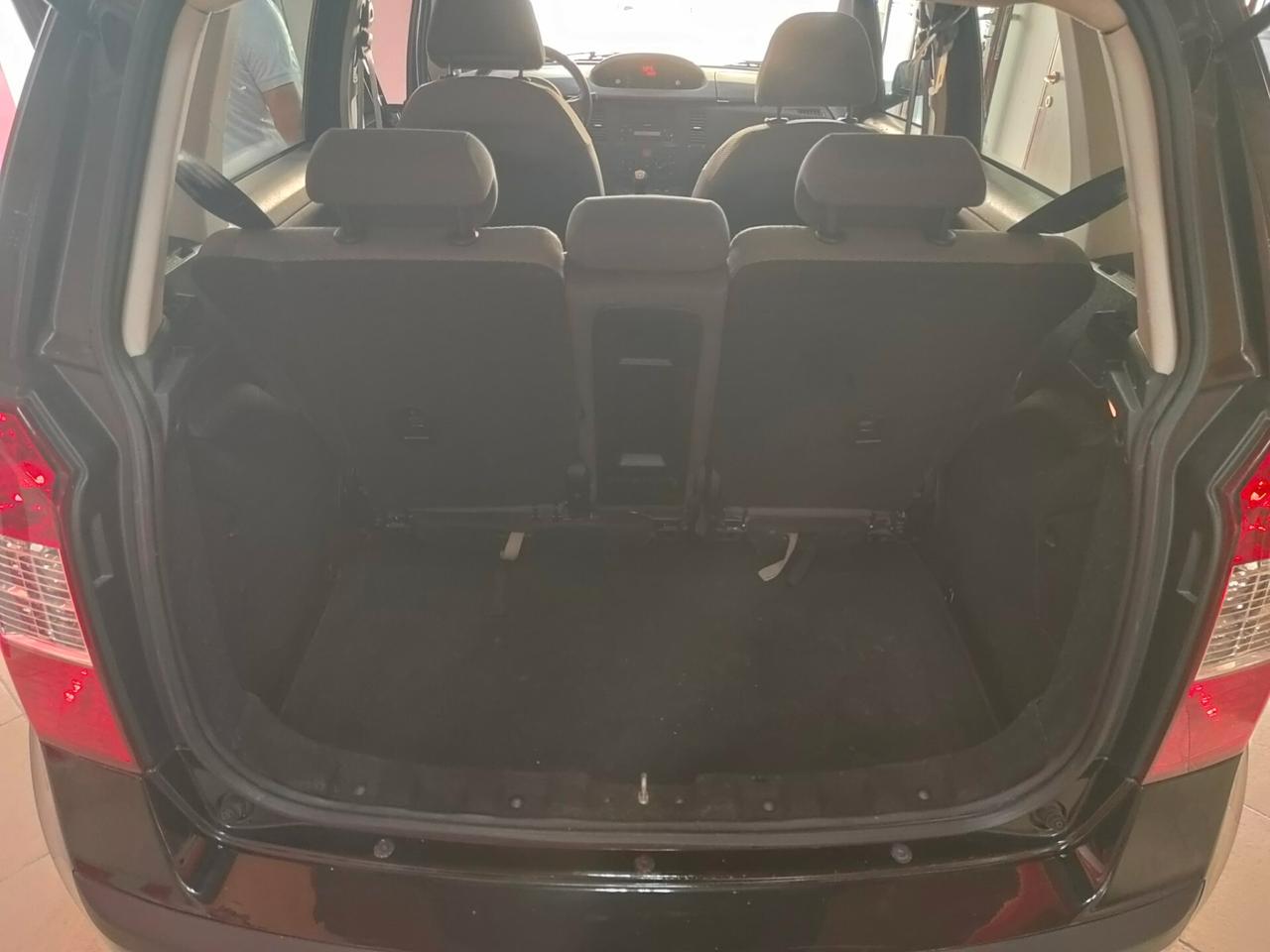 LANCIA YPSILON 1.3 MJT 75 CV - 2009