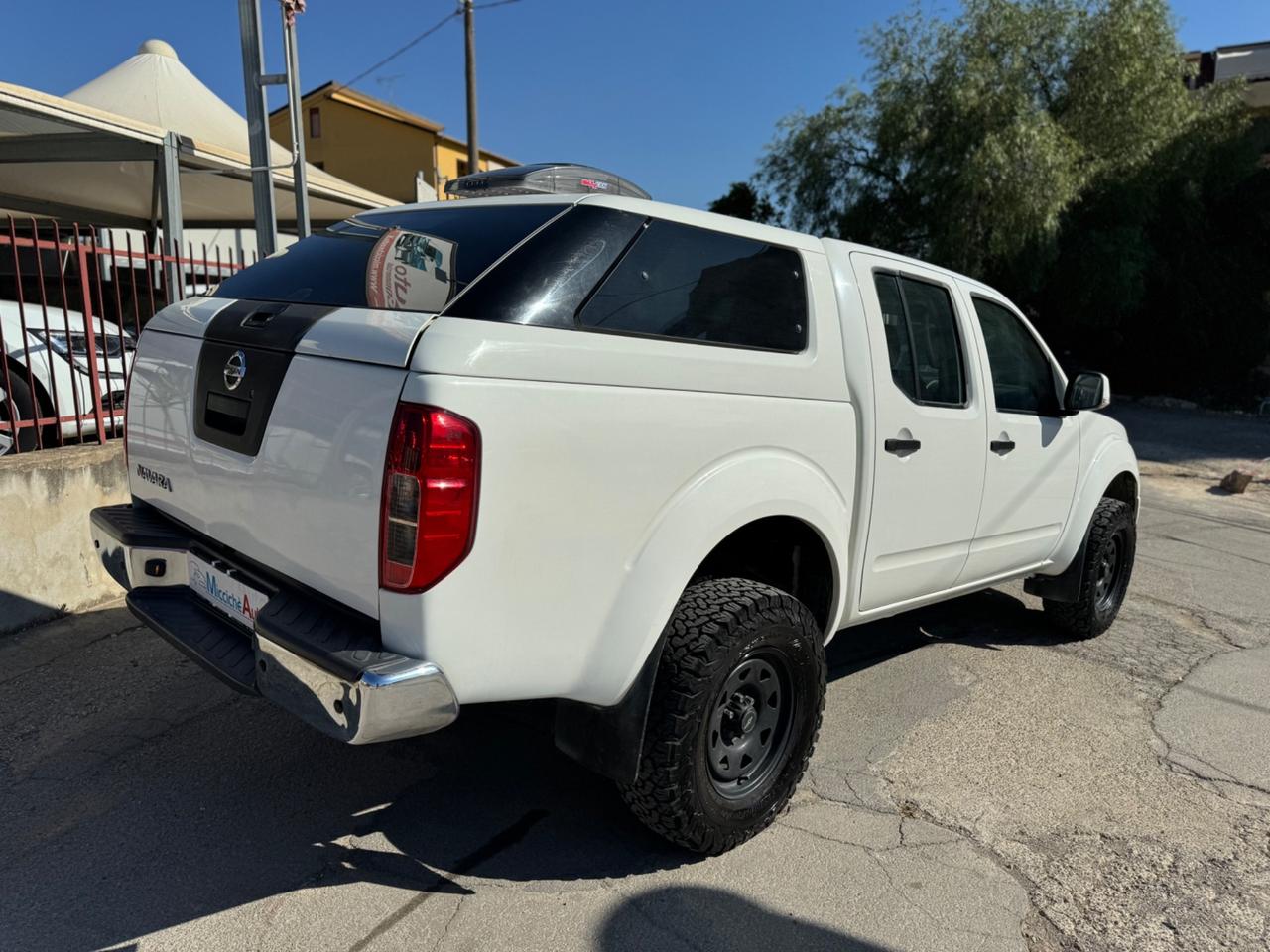 NISSAN NAVARA 2.5 DCI 4WD FULL HARDTOP