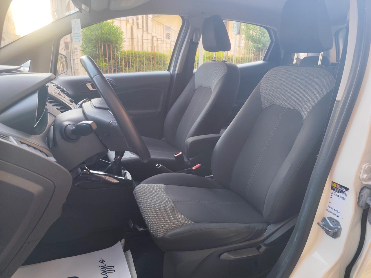 Ford EcoSport 1.5 TDCi 95CV DIESEL TITANIUM