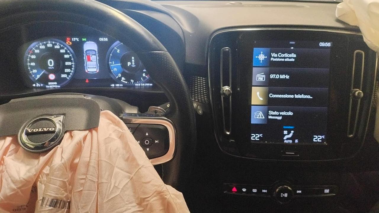 Volvo XC40 D4 AWD Geartronic R-design