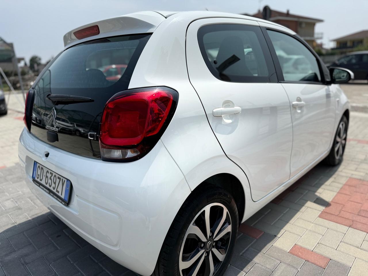 Citroen C1 VTi 72 S&S 5 porte Shine NEOPATENTATI