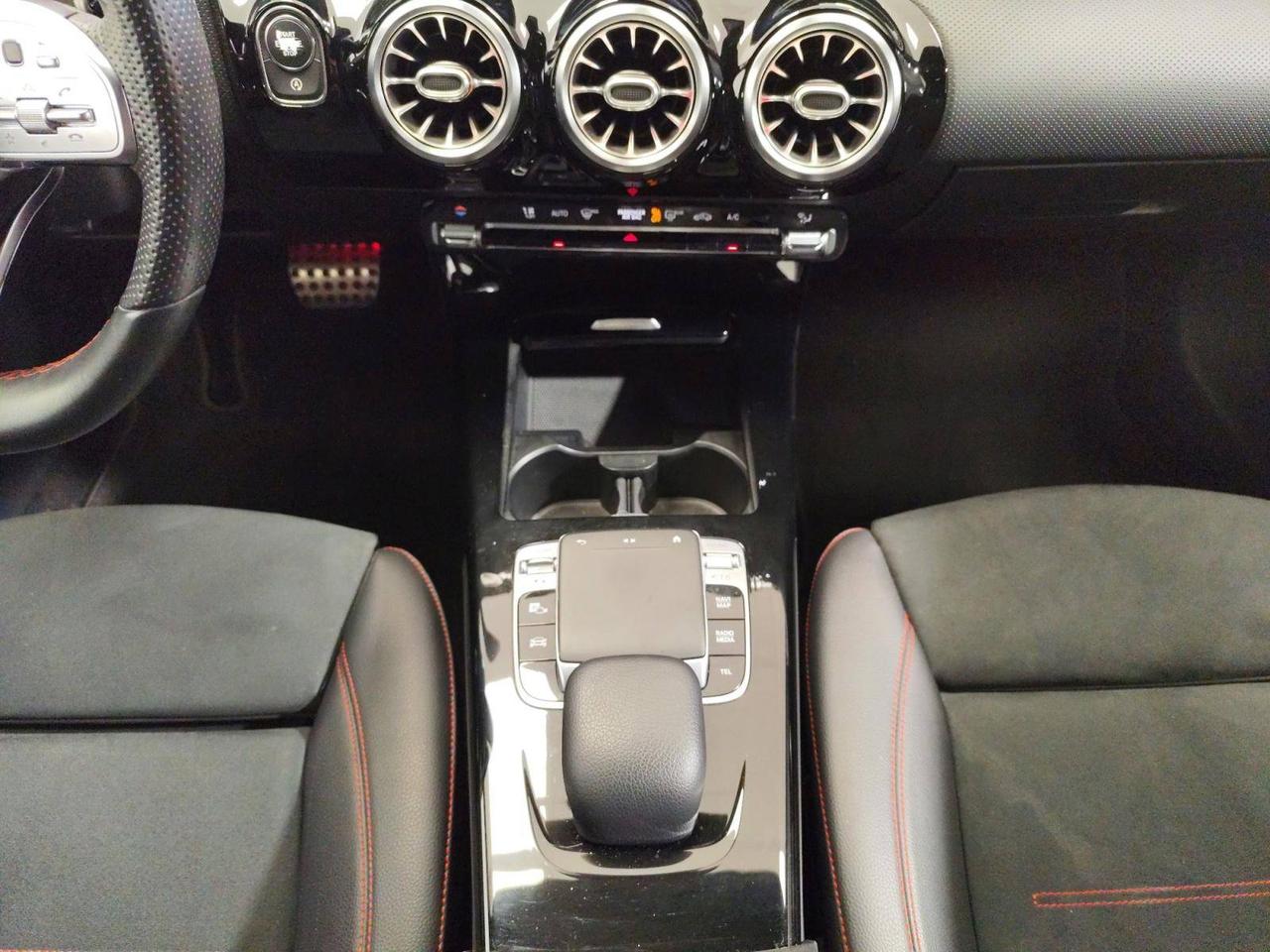 Mercedes CLA 200 Shooting Brake Premium