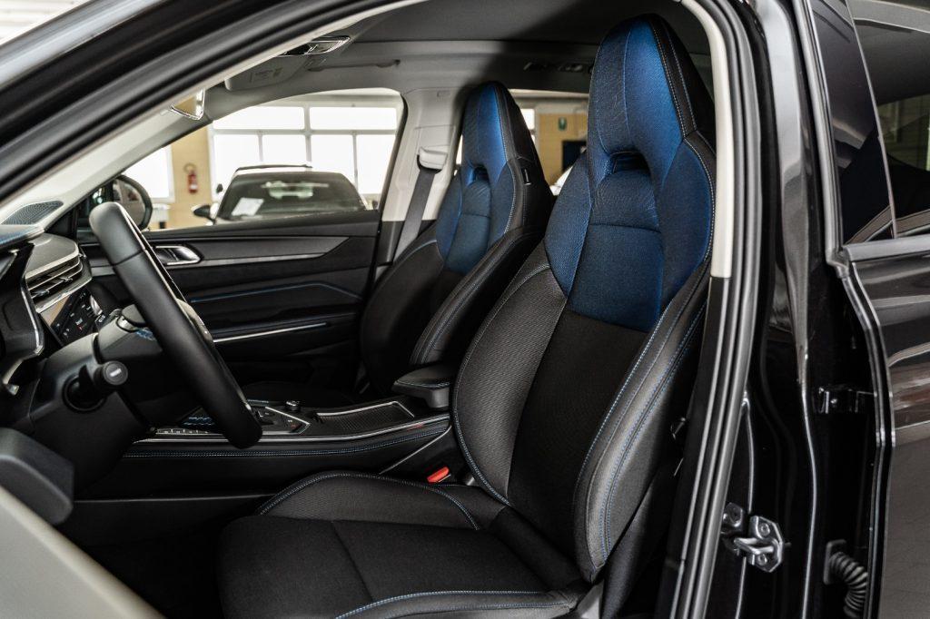 LYNK & CO 01 PHEV