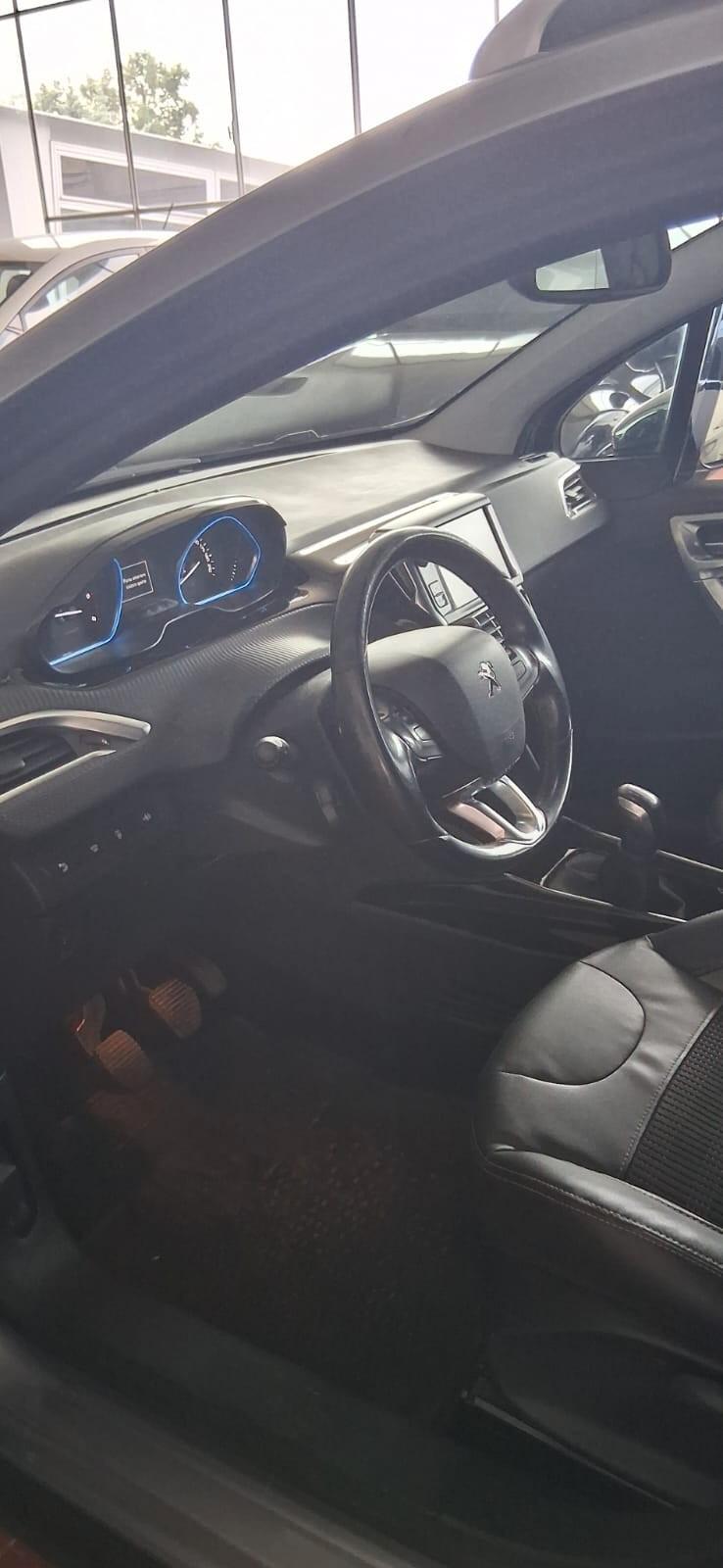 Peugeot 2008 1.6 e-HDi 92 CV Stop&Start Allure