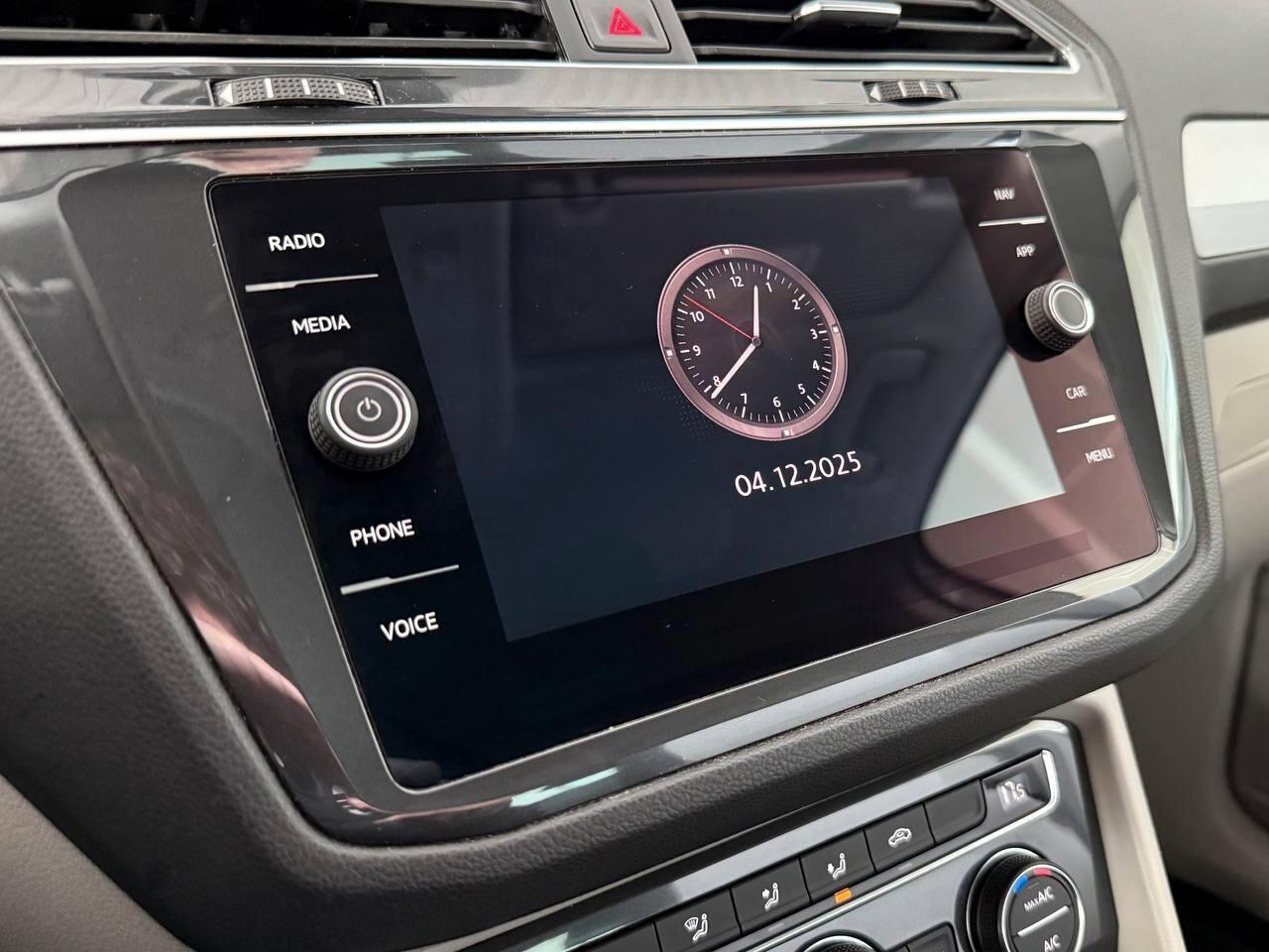 Tiguan 2.0 TDI SCR DSG Business BlueMotion Technology