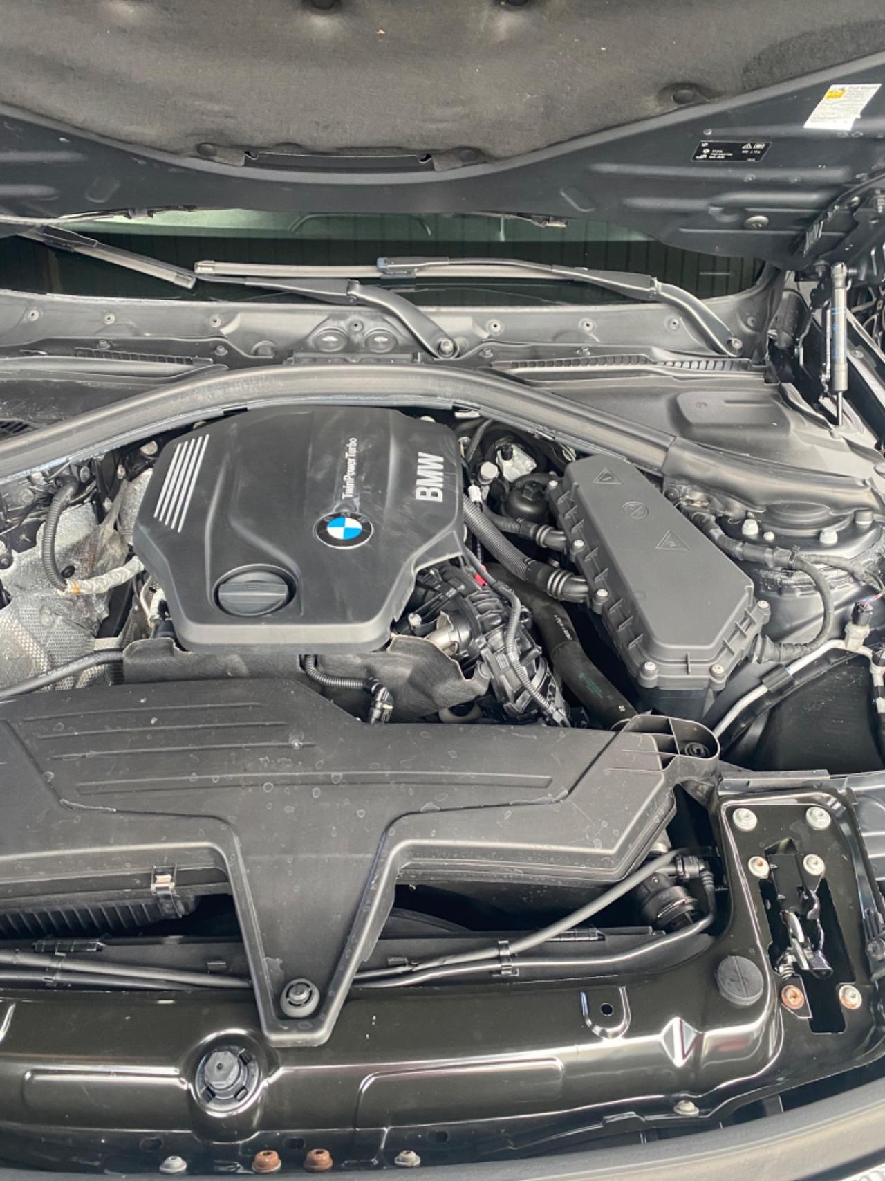Bmw 318d Fine 2015 Full Navi Led