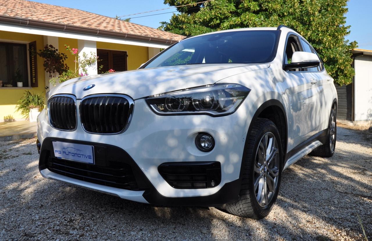 Bmw X1 180d xDrive Advantage (Gancio traino-tetto apribile)