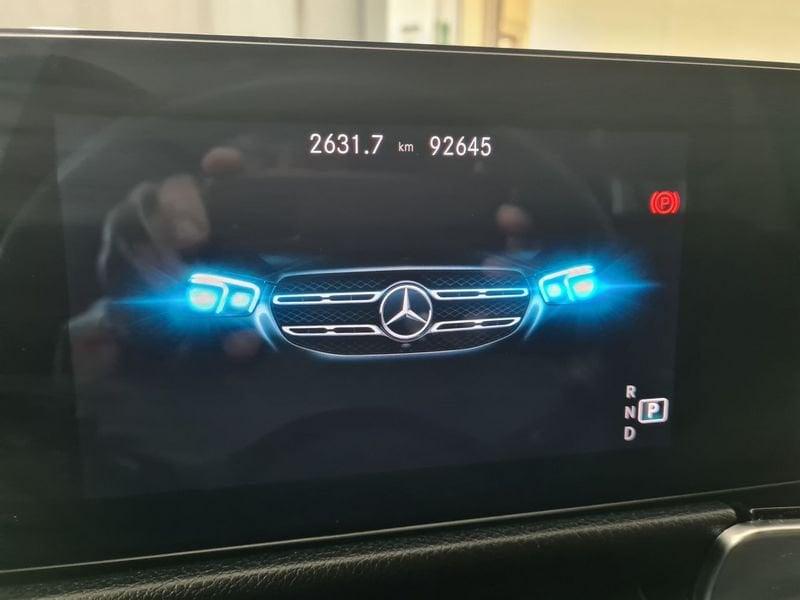 Mercedes-Benz GLB GLB 180 d Automatic Business Extra