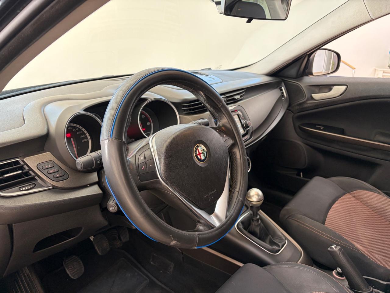 Alfa Romeo Giulietta 1.6 JTDm-2 105 CV Exclusive