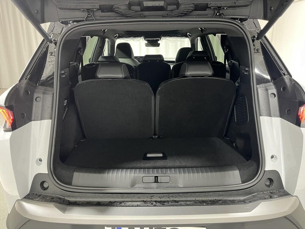 Peugeot 5008 1.2 hybrid GT 136cv e-dcs6