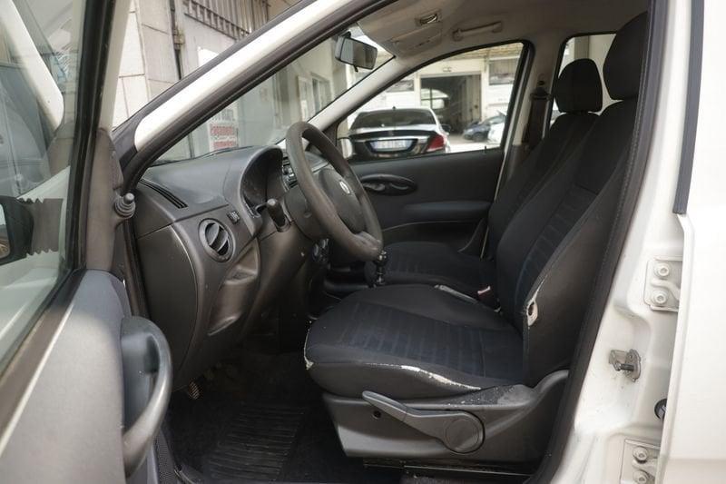 FIAT Grande Punto FIAT Punto 1.2 44KW ANNO 2009 BENZINA/GPL Unicoproprietario