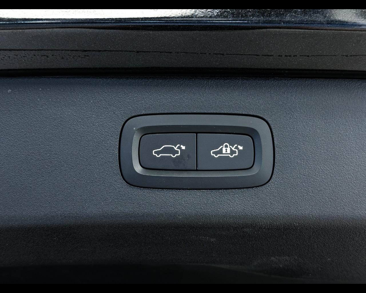 LYNK&CO 01 - 01 PHEV