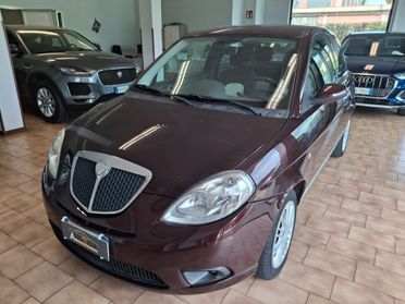 Lancia Ypsilon 1.2 8v *NEOPATENTATI