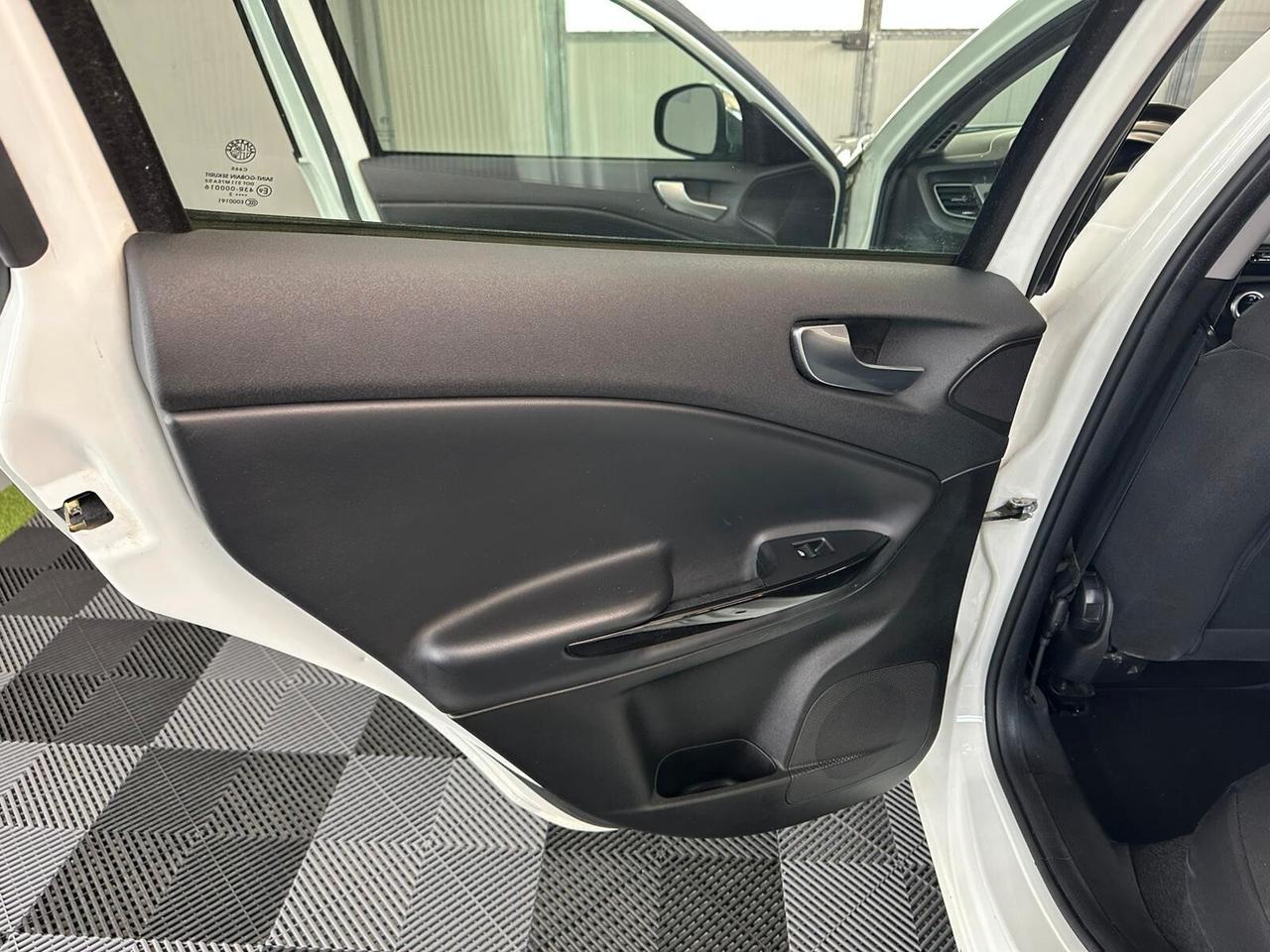Alfa Romeo Giulietta 1.4 Turbo GPL Distinctive