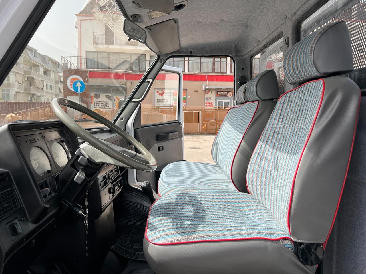 IVECO DAILY 35.12 RIBALTABILE TRILATERALE