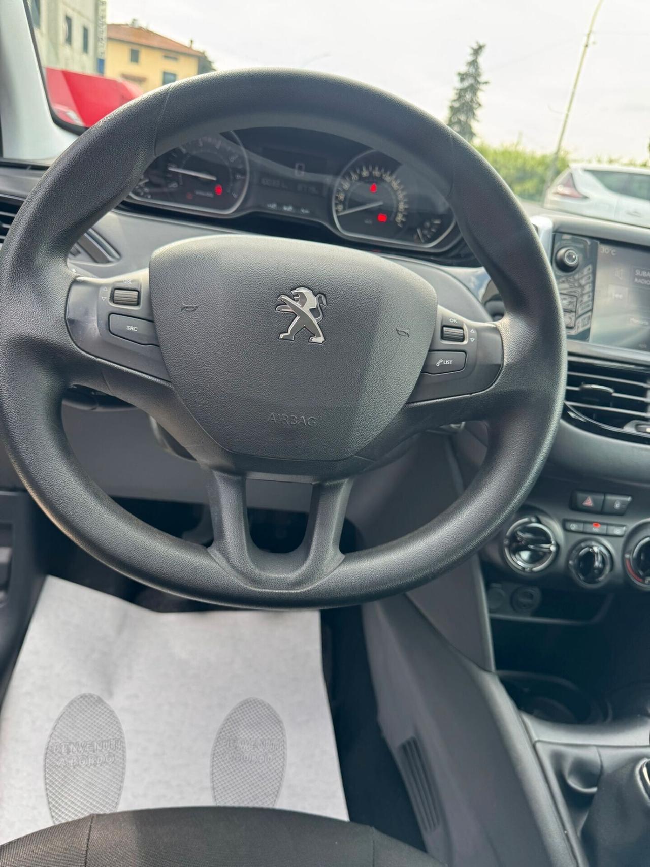 Peugeot 208 PureTech 82 5 porte Access - OK NEOPATENTATO