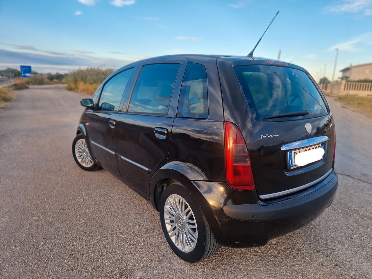 Lancia MUSA 1.3 Multijet 16V Platino