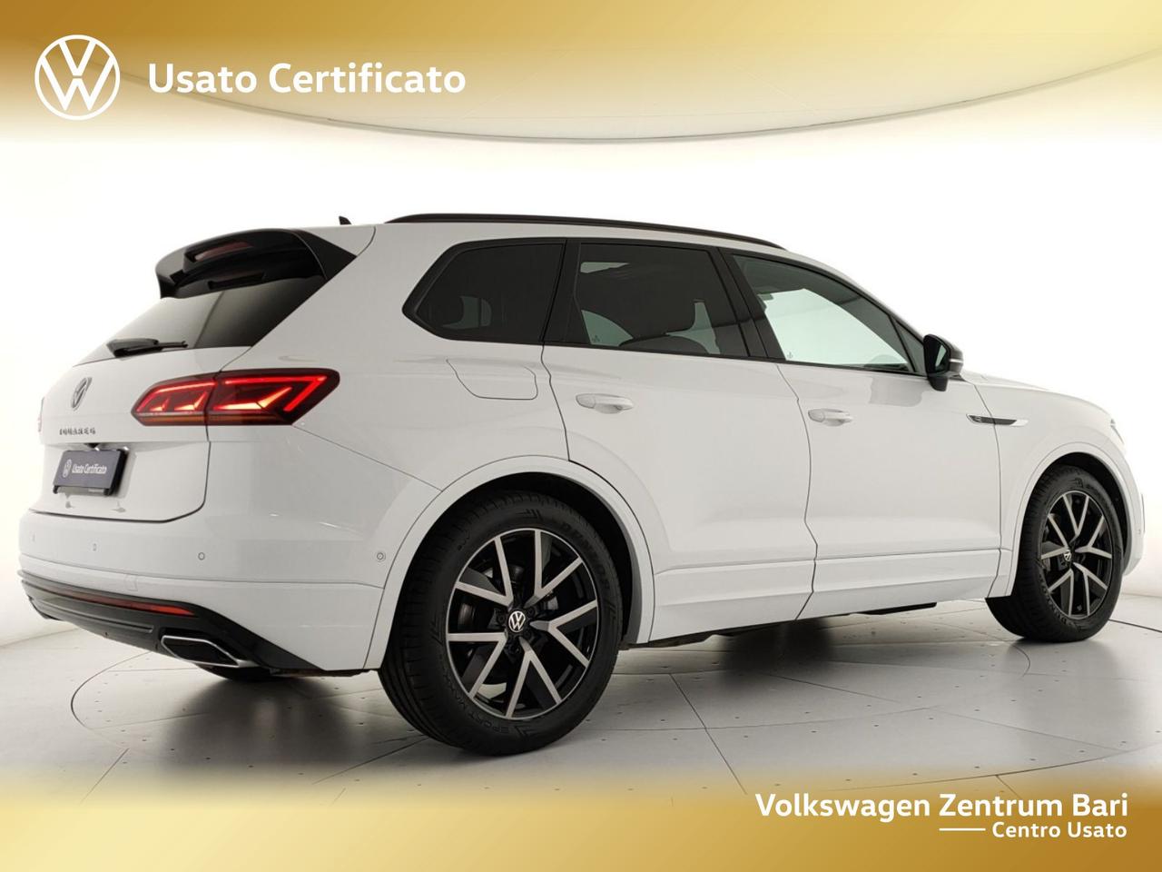 Volkswagen Touareg 3.0 v6 tdi elegance r-line exterior pack 231cv tiptronic