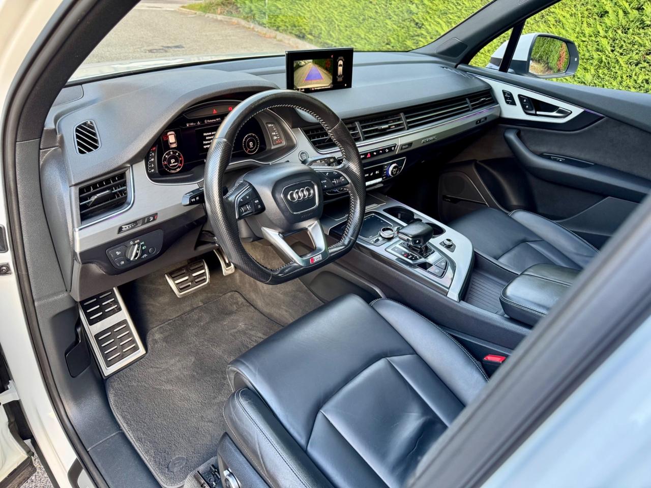 Audi Q7 S-Line Quattro 7 Posti