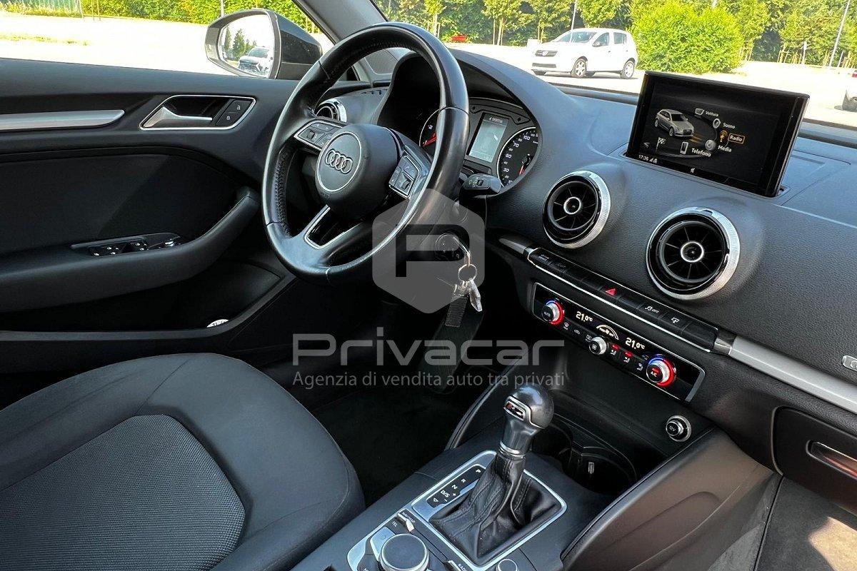 AUDI A3 1.6 TDI S tronic Business