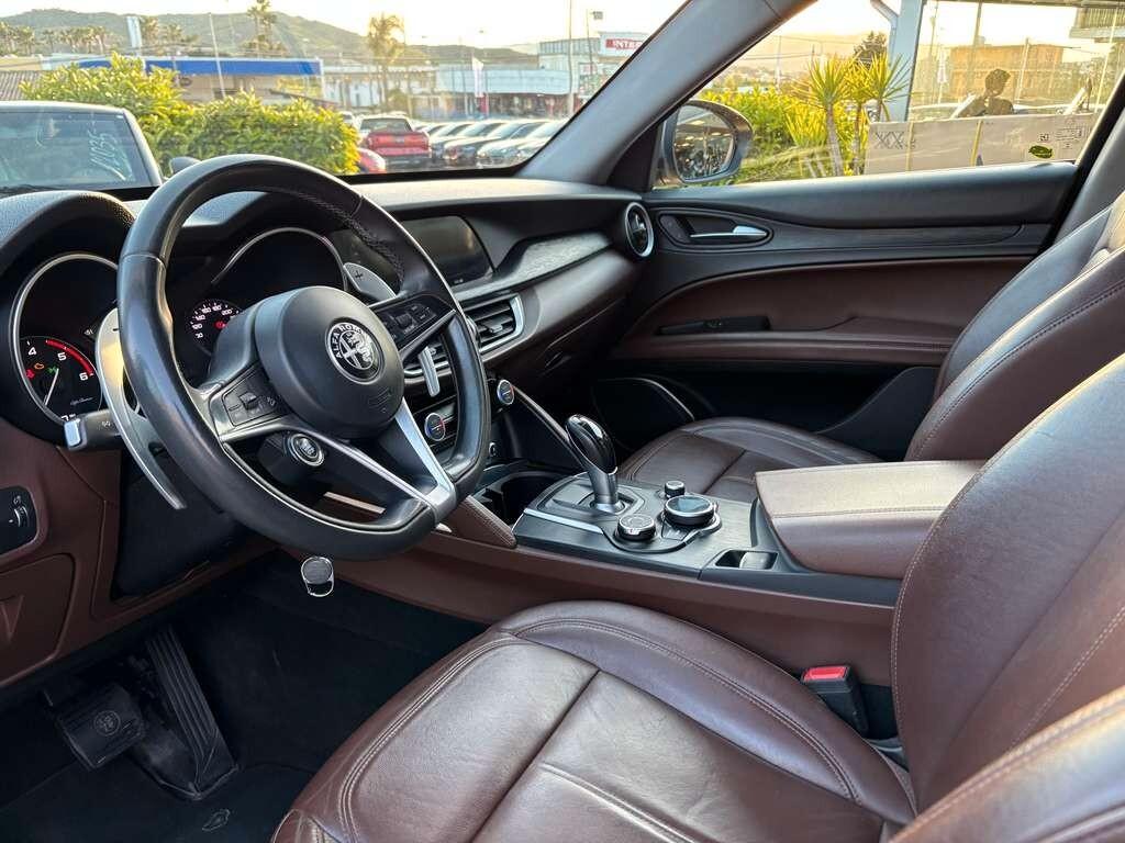 Alfa Romeo Stelvio 2.2 Turbodiesel 210 CV AT8 Q4 Executive 2018 / KM 235.000 Tua a solo 149 Euro al mese
