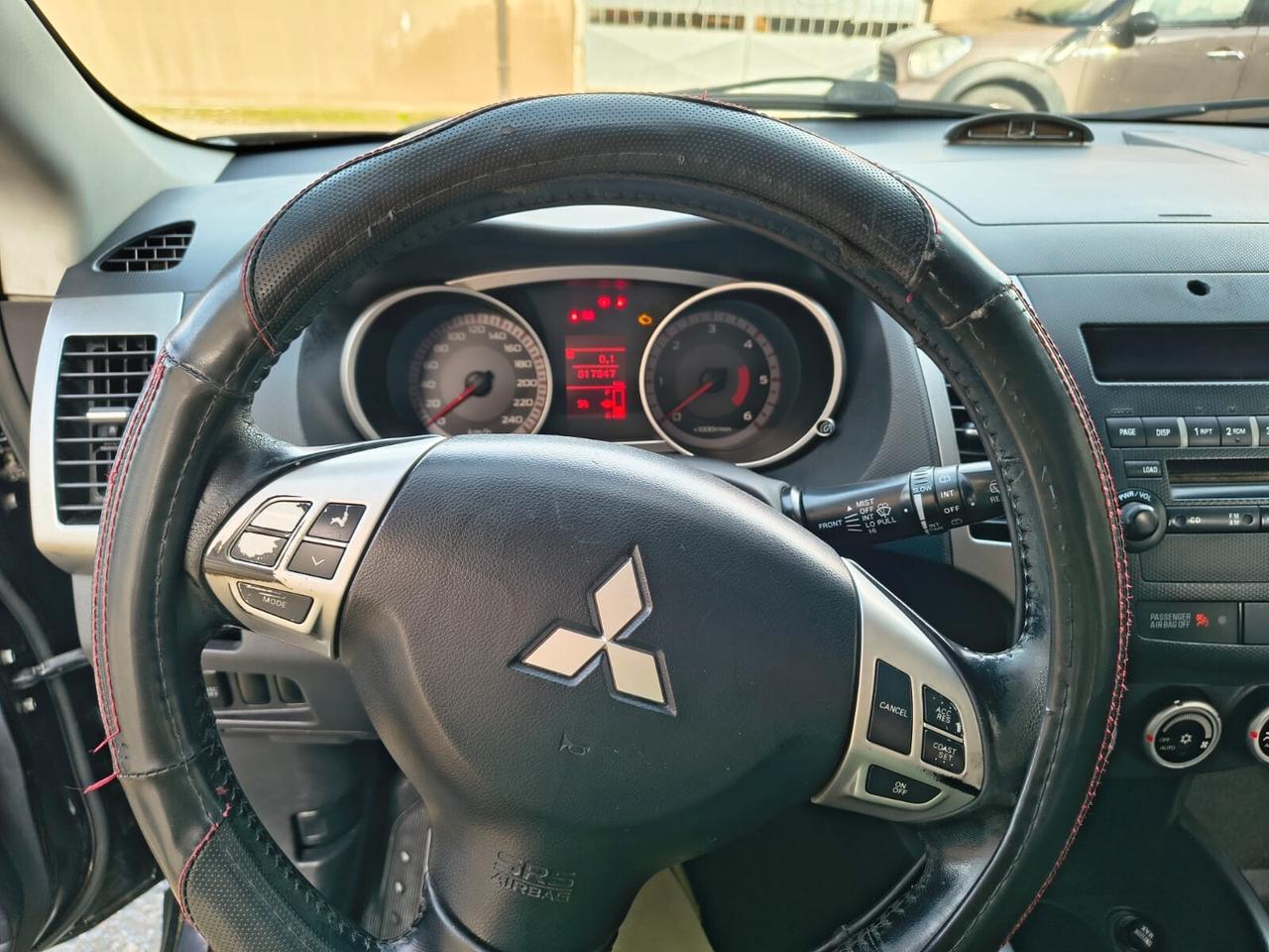 Mitsubishi Outlander 2.0 DI-D Invite DPF