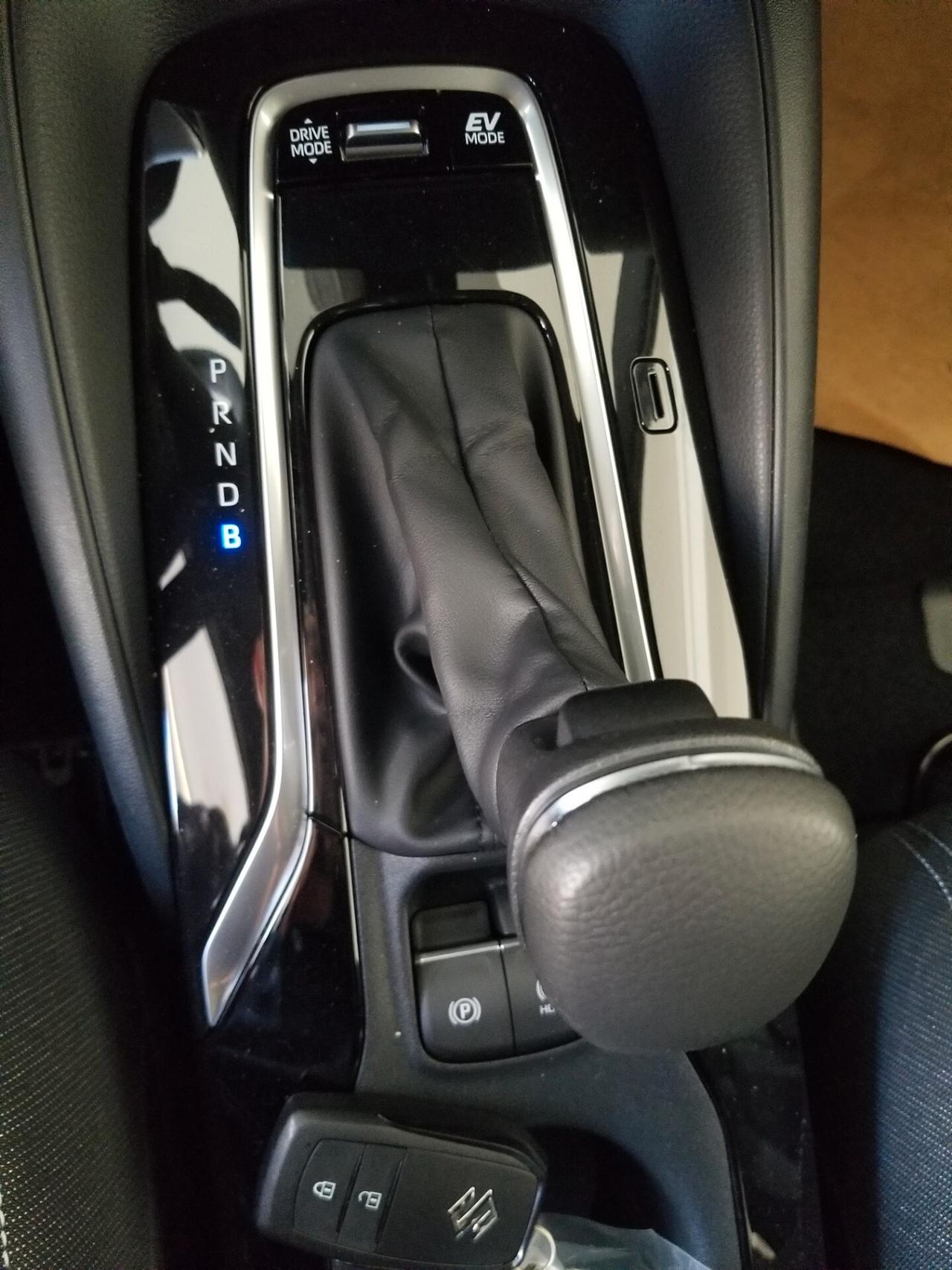 Suzuki Swace 1.8 Hybrid E-CVT 2WD Cool