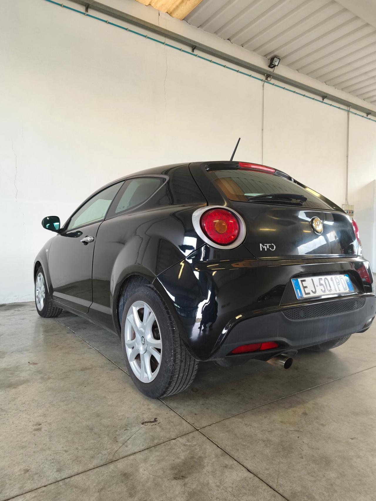 Alfa Romeo MiTo 1.4 105 CV M.air S&S Distinctive Sport Pack