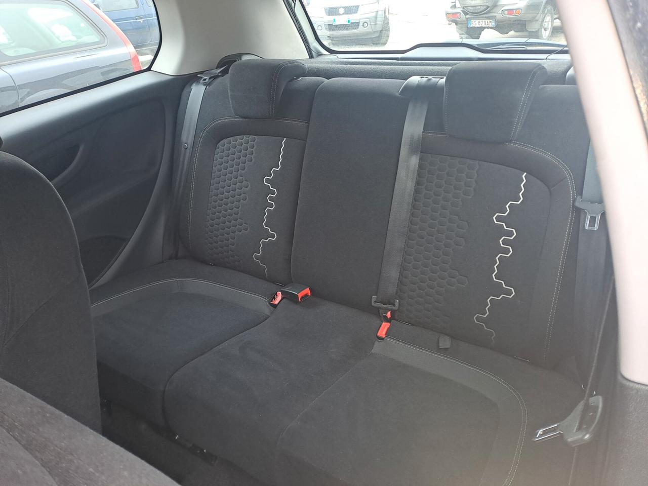 Fiat Punto 1.2 8V 3 porte Lounge-2014
