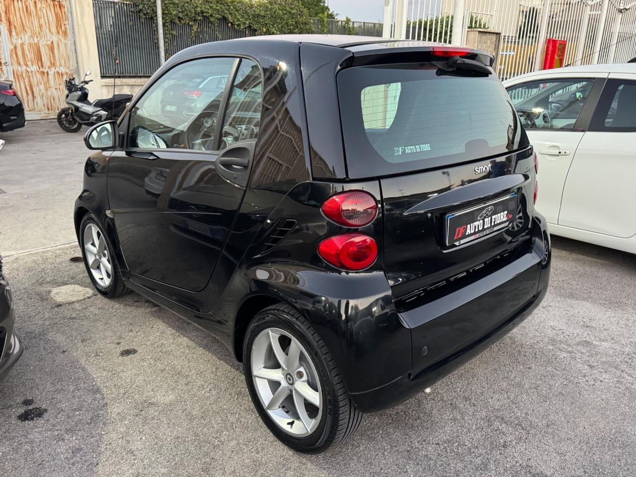 Smart ForTwo 800cdi cambio F1 CON 69.000KM idroguida
