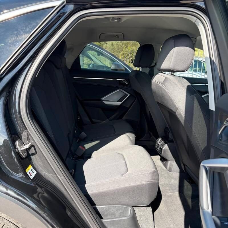 Audi Q3 Sportback 35 2.0 tdi Business Plus s-tronic