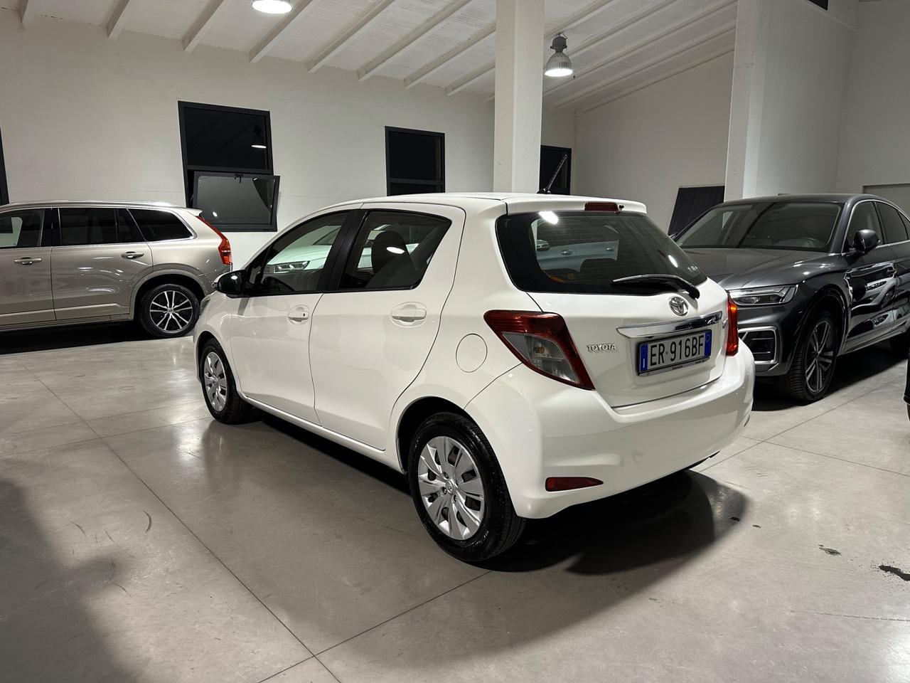 Toyota Yaris 1.3 5 porte Lounge