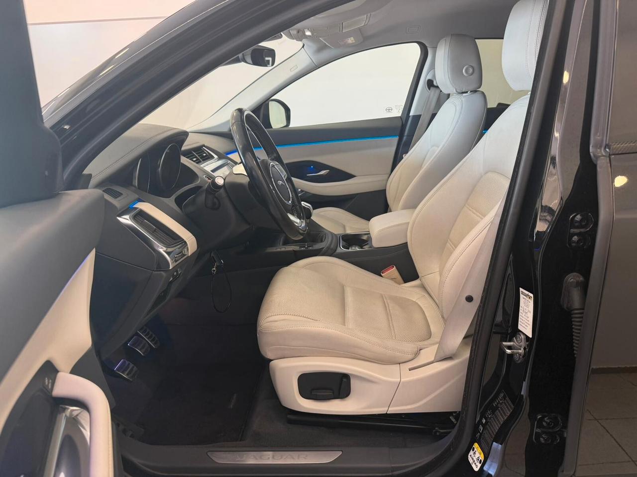 Jaguar E-Pace 2.0D 150CV R-Dynamic 2018