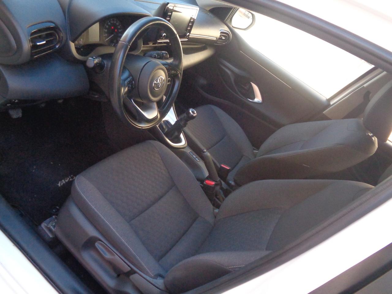 Toyota Yaris 1.0 5 porte Active