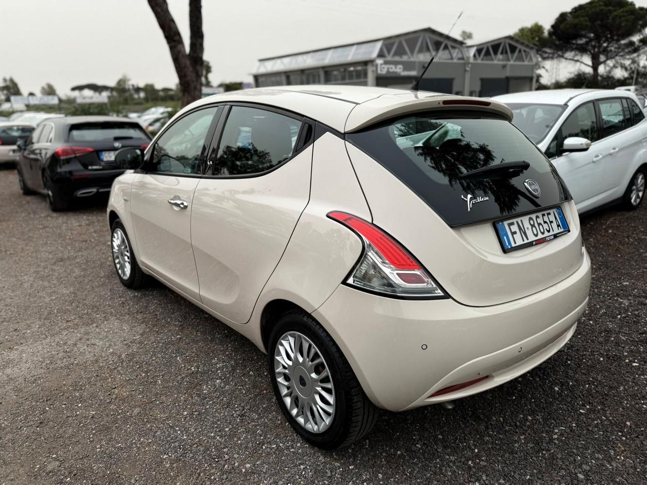 Lancia Ypsilon 1.2 69CV Platinum Gpl*