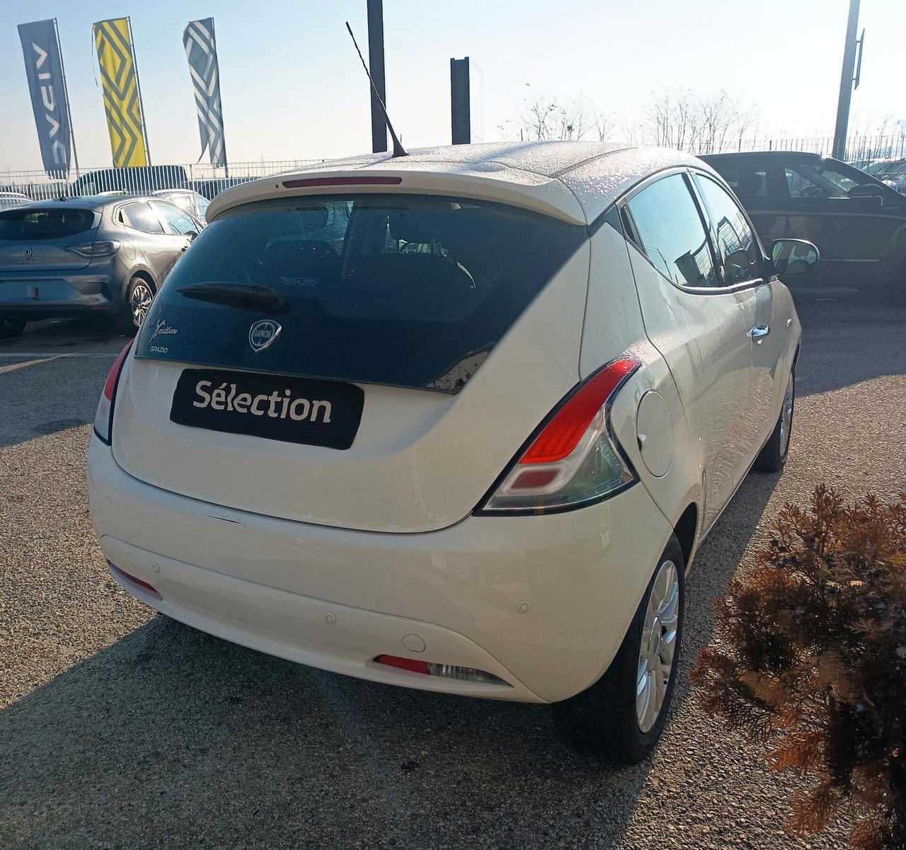 Lancia Ypsilon 1.2 69 CV 5 porte GPL Ecochic Gold