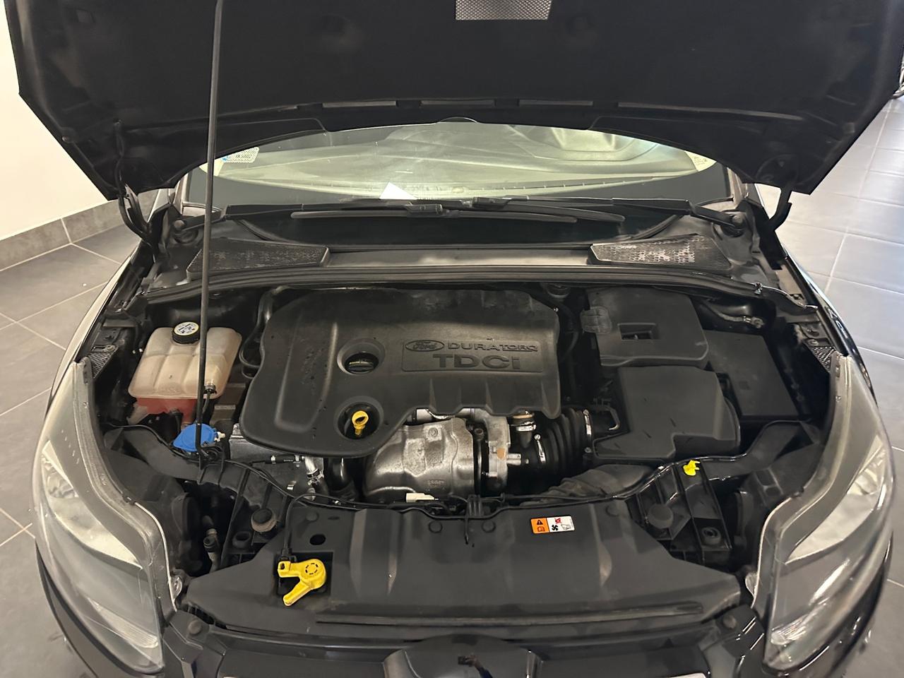 FORD FOCUS 1.6 TDCi 105 CV GANCIO TRAINO S.W TITANIUM