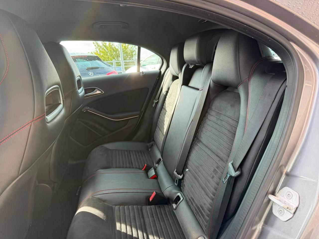 Mercedes-benz A 180 1.5 Diesel Cambio Automatico Neopatentati