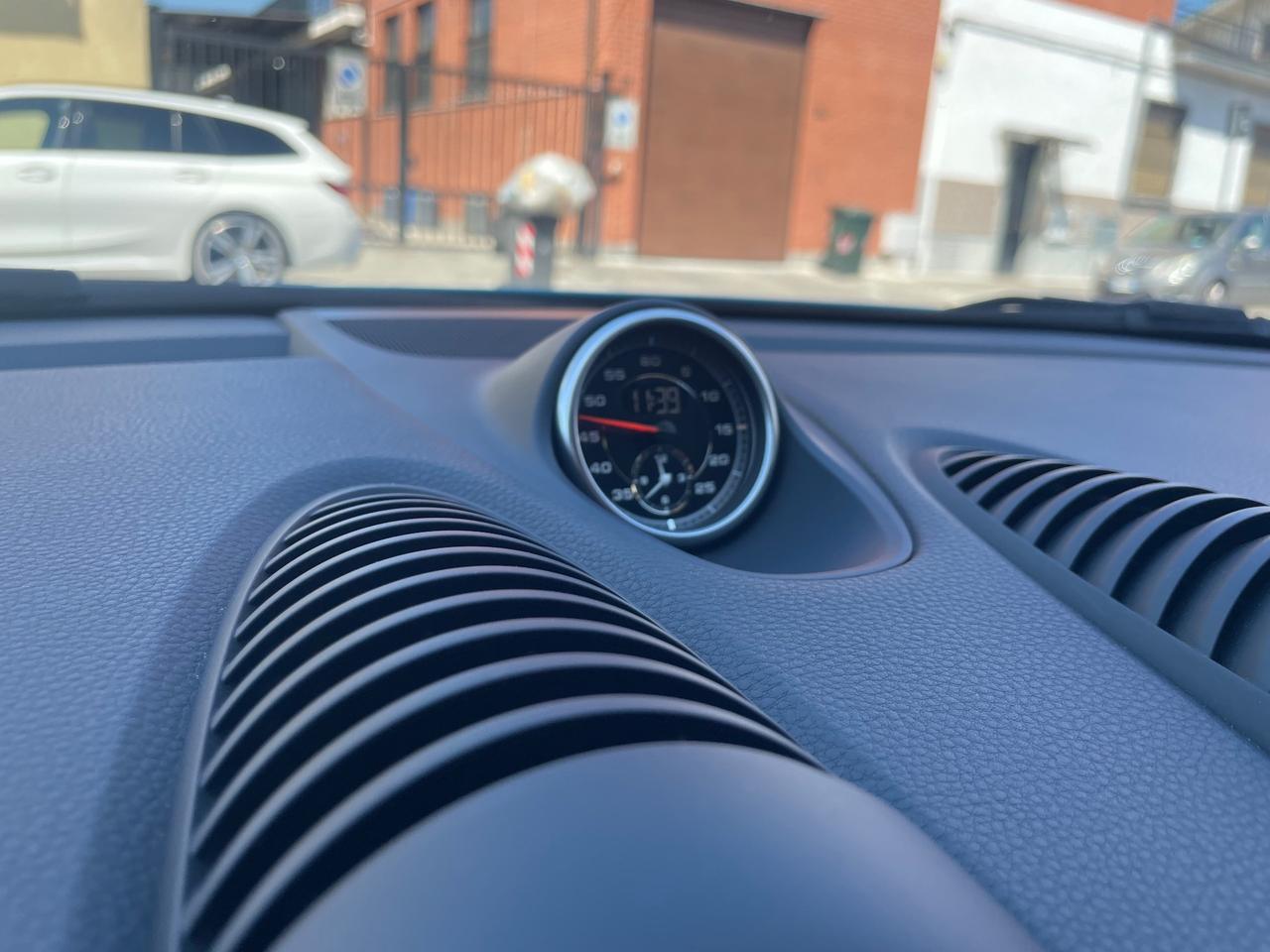 Porsche 718 Cayman T CV 300