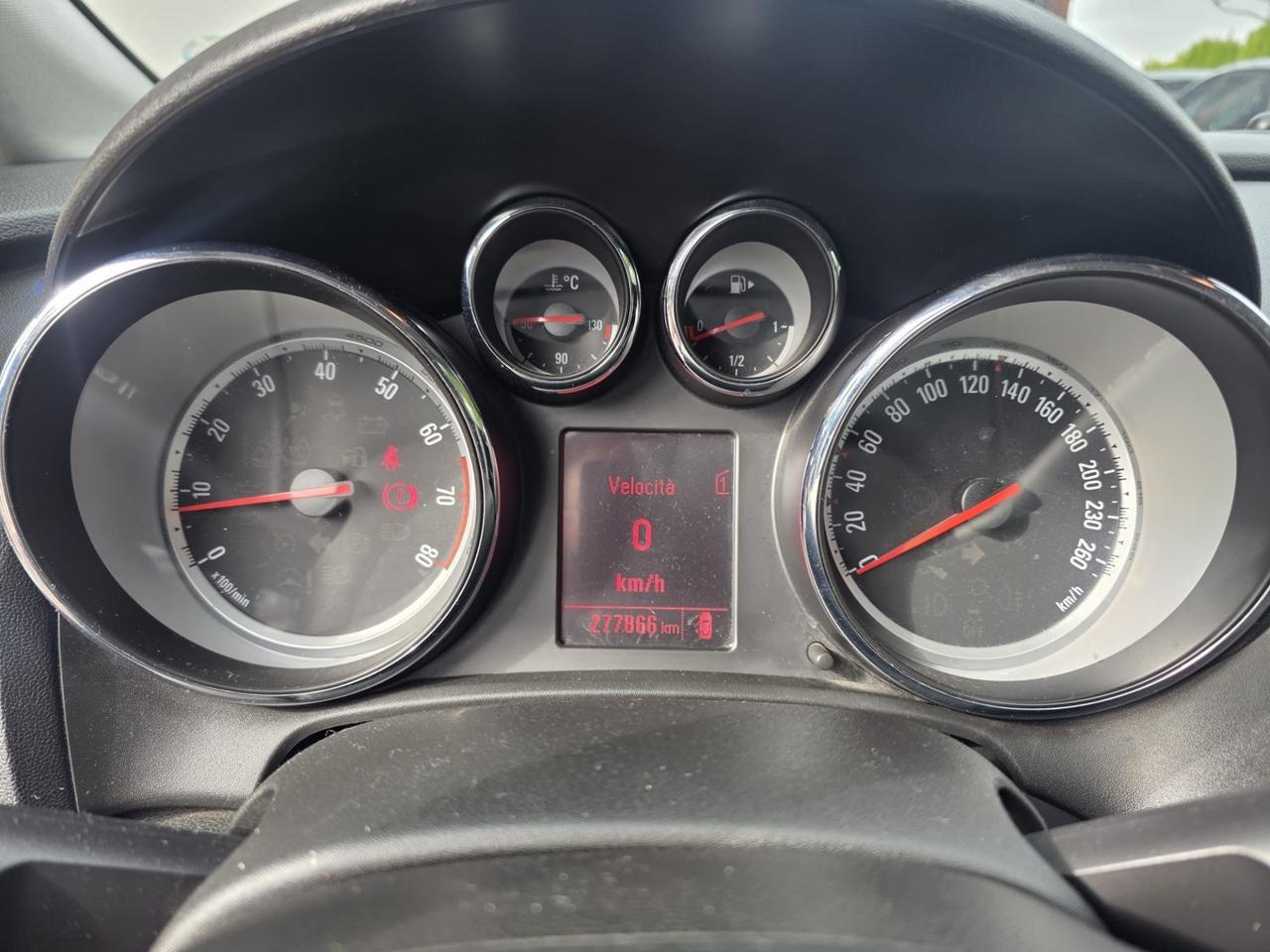 Opel Astra 1.4 Turbo 140CV 5 porte GPL Tech Cosmo