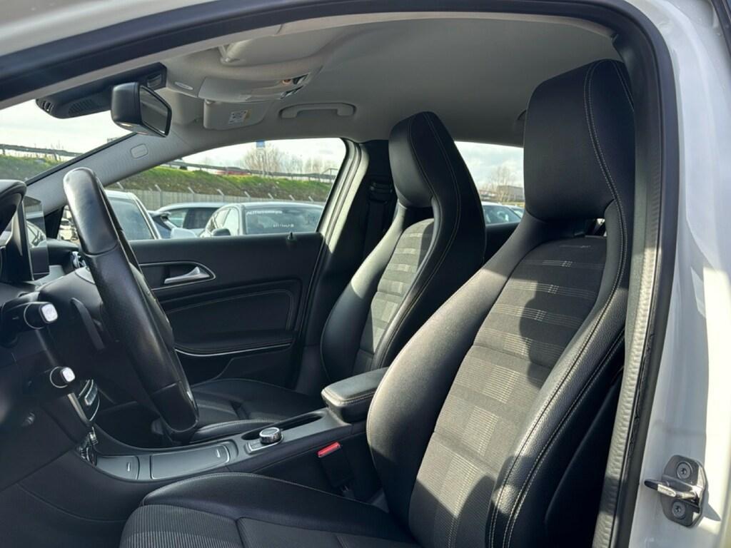 Mercedes GLA 200 200 D Sport 7G-DCT