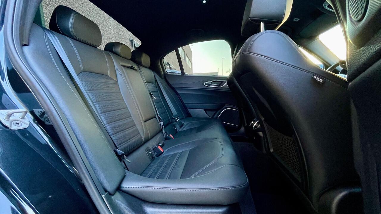 ALFA ROMEO GIULIA 2.0 TURBO VELOCE AT8 Q4 280CV - FULL LED, PELLE, SEDILI RISCALDATI