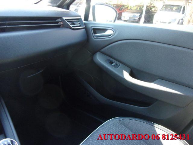 RENAULT Clio TCe 100 CV 5 porte Intens