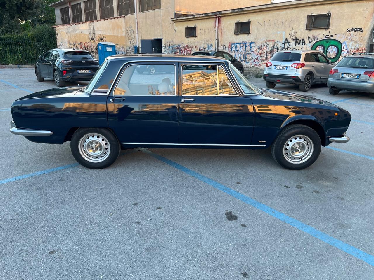 Alfa Romeo 2000 berlina