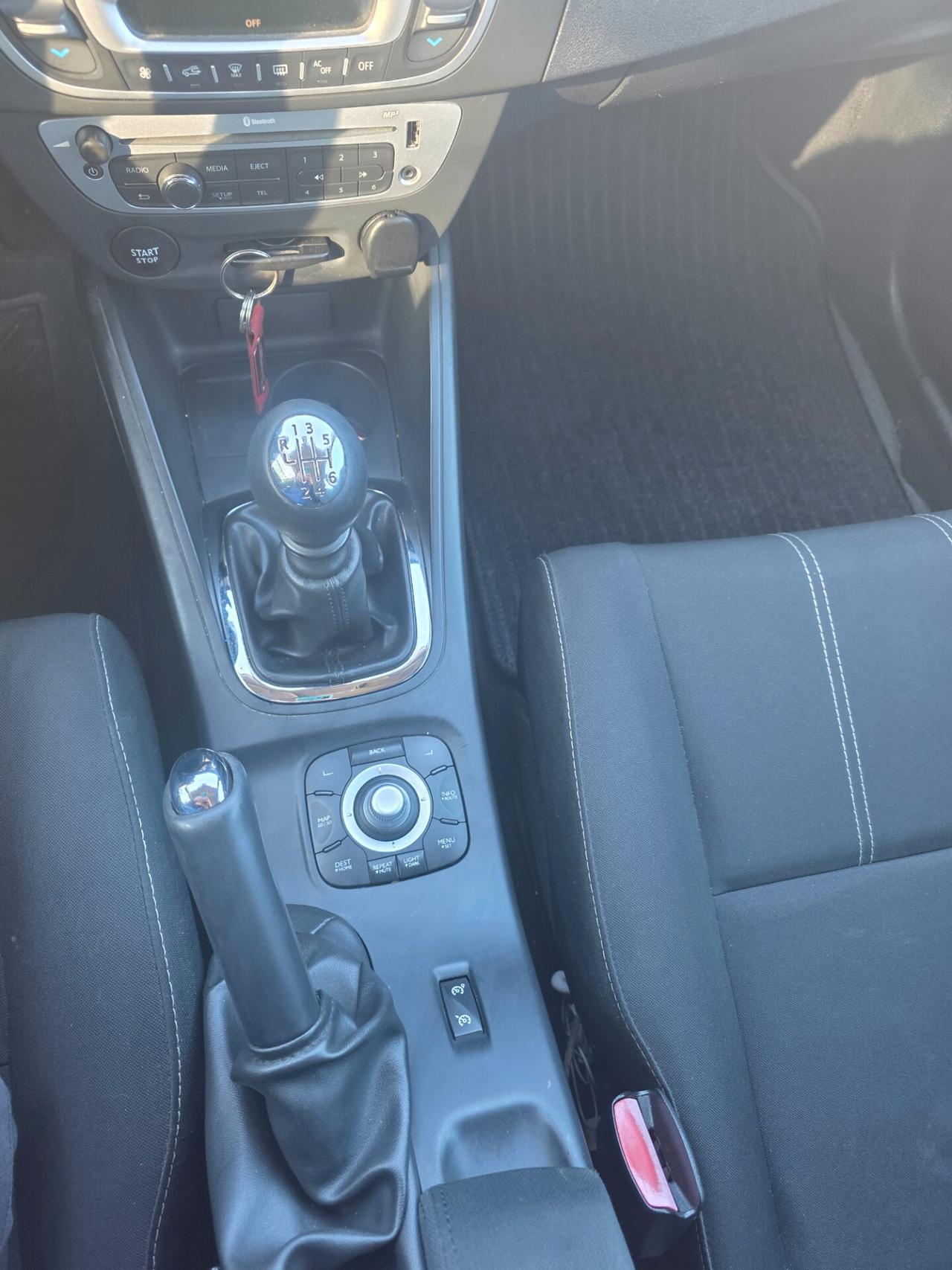 Renault Megane Neo patentati km certificati