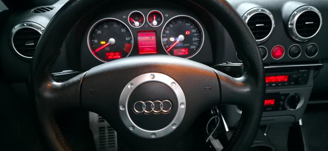 Audi TT Roadster 1.8 T 20V 150 CV cat