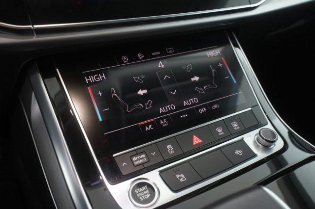 AUDI Q8 Q8 45 TDI quattro tiptronic