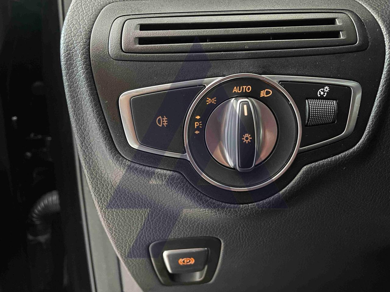 Mercedes-benz GLC 300 de 4Matic Plug-in hybrid Business